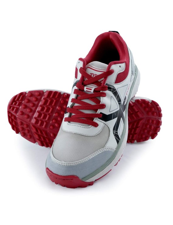 Tyka Cricket Rubber Shoes - Stunner 160