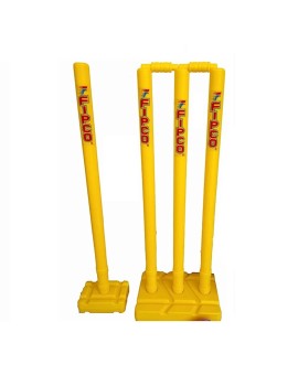 HEAVY DUTY CRICKET PLASTIC STUMPS (4 STUMPS , 2 BAILS, 2 STUMP BASE)